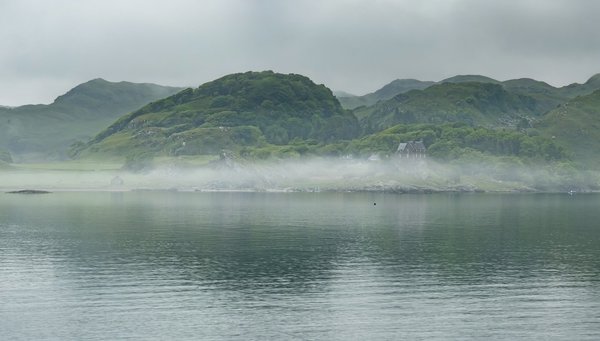 El Lago Ness, famoso por el enorme monstruo que supuestamente habita sus aguas
